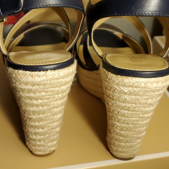 Michael kors wedge - Picture 8 of 8